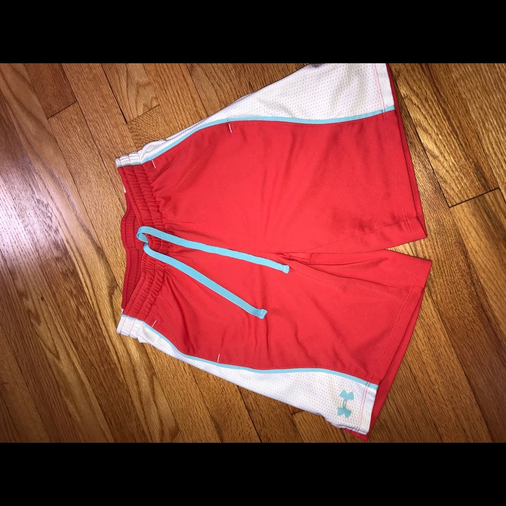 Under Armour Girls shorts with pockets pink blue